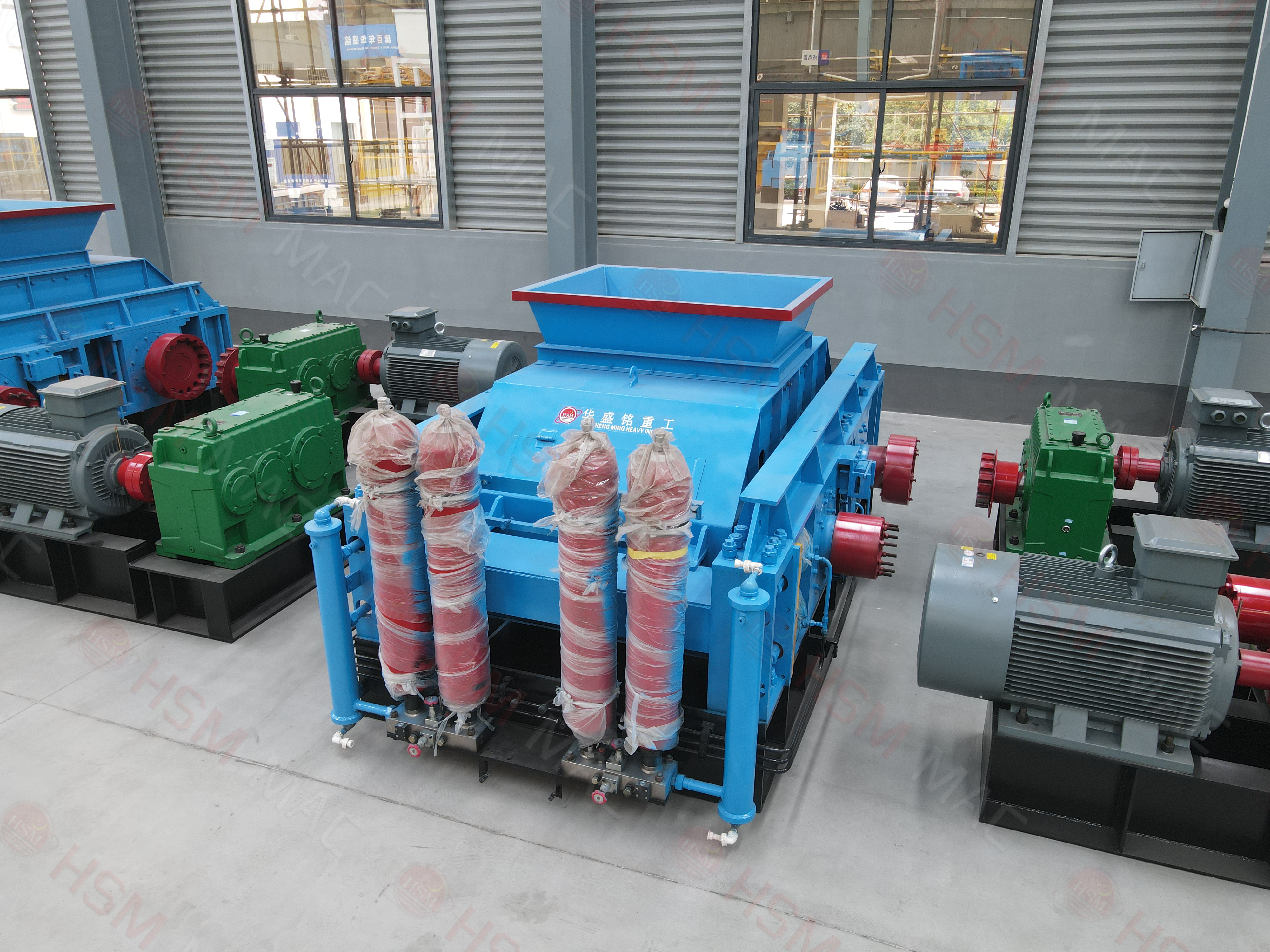 磚廠用對輥破碎機，對輥破碎機機廠家，大型對輥破碎機，對輥破碎機價格