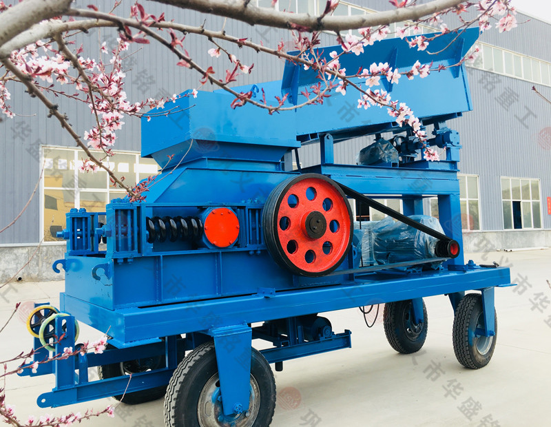 小型移動式對輥破碎機(jī)設(shè)備優(yōu)勢，型號選擇